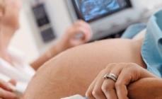Embarazo, parto y presentación de nalgas del feto